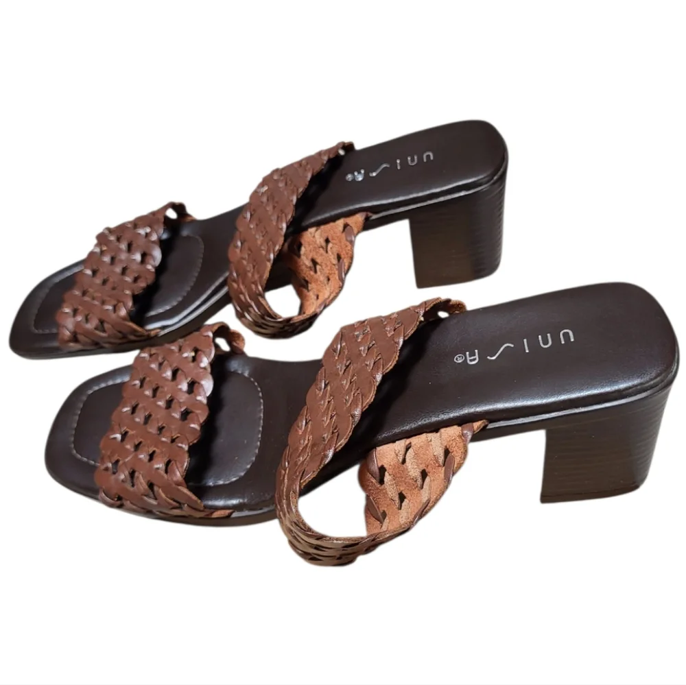 Vintage Unisa Brown 'Mandarin Luggage' Woven Heels - Size 8.5